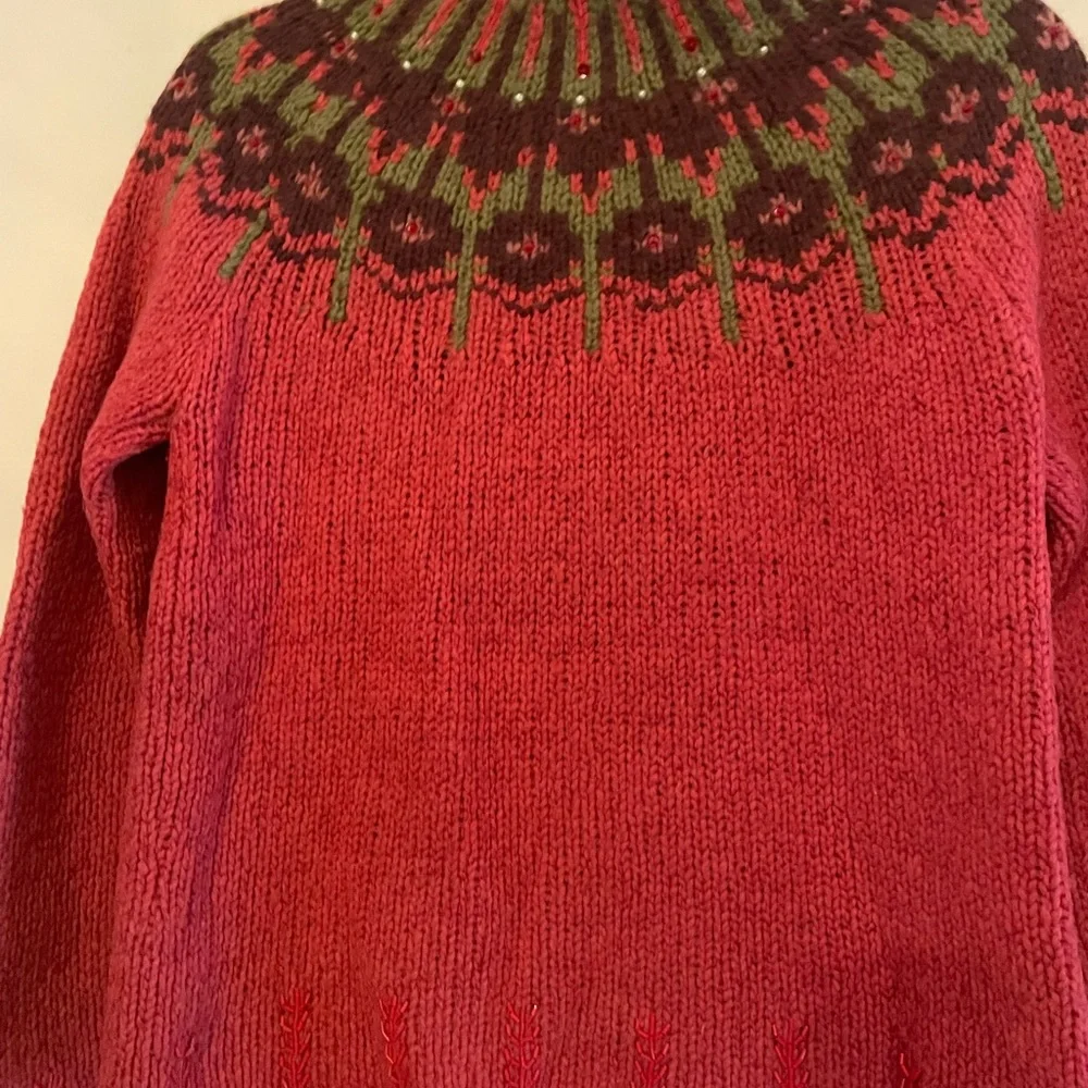 Women's Red Patterned Sweater - Picture 6 of 8